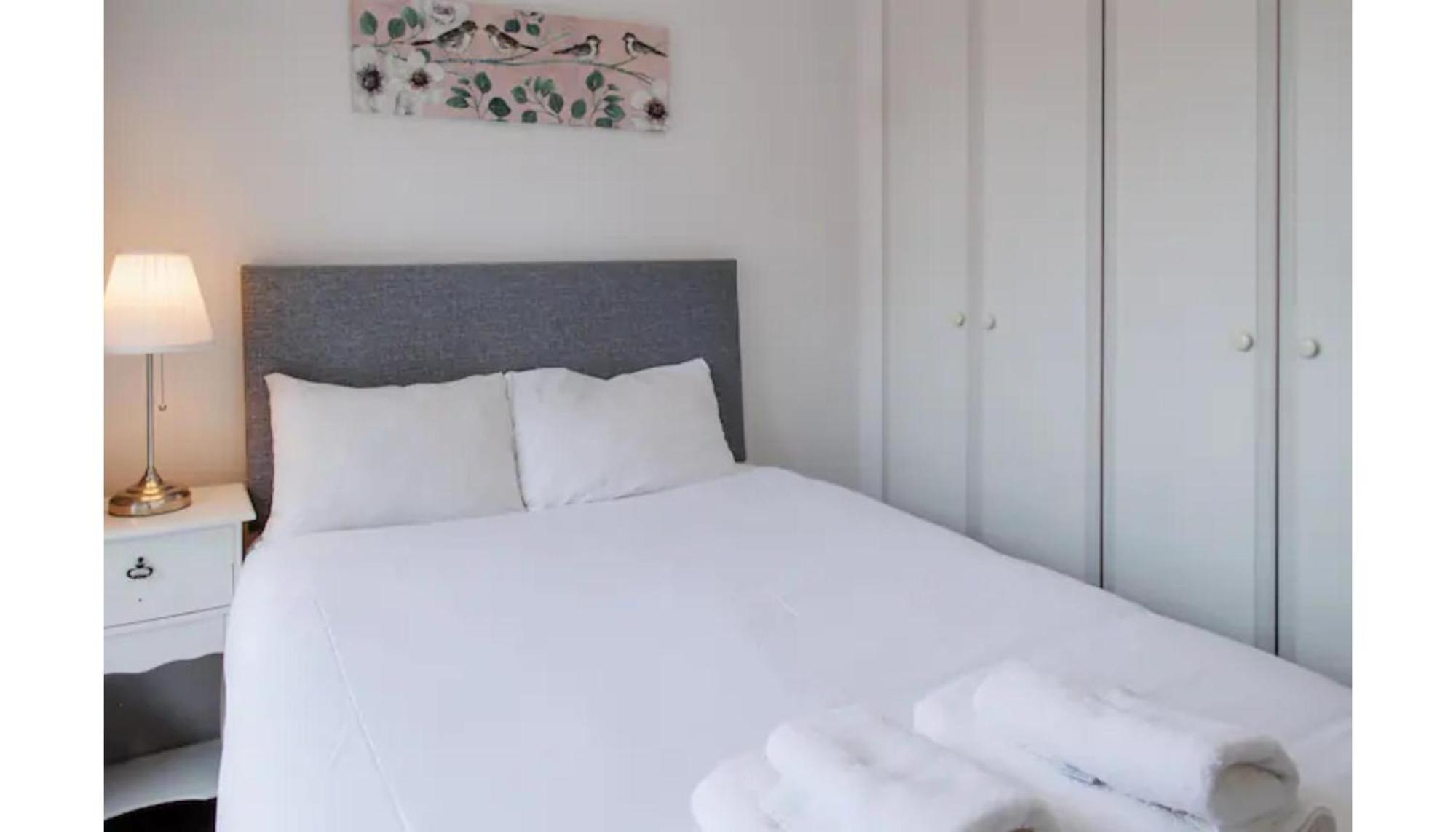 2 Bedroom Apartment Near Historical Christchurch Dublin Exterior foto